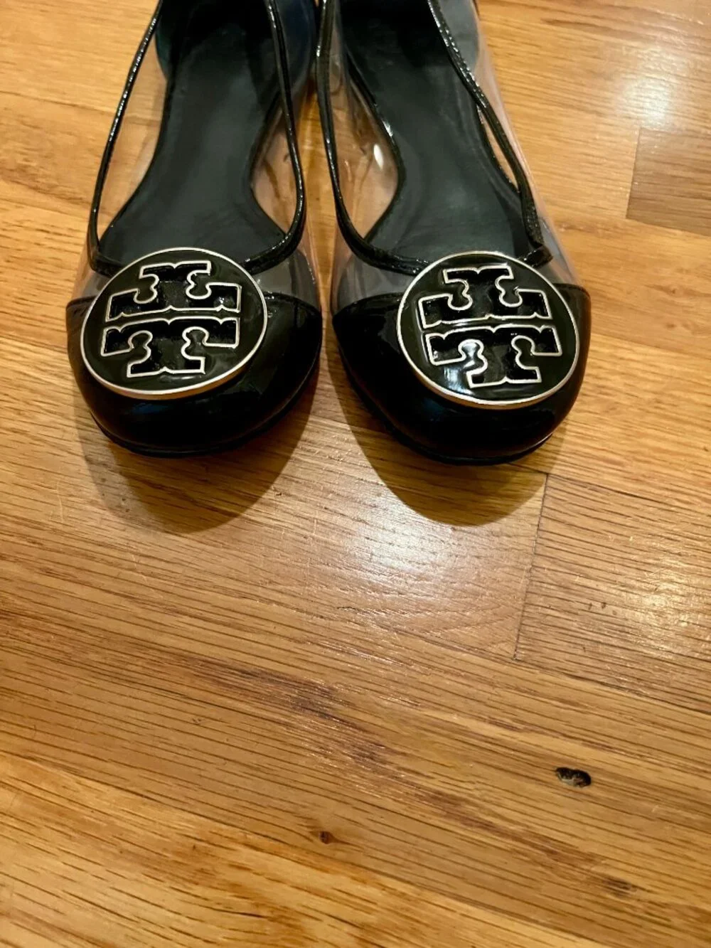 GUC Tory Burch Reva Black Patent Leather & Clear Logo Ballet Flats Size 5